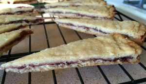 raspberry-filled-shortbread