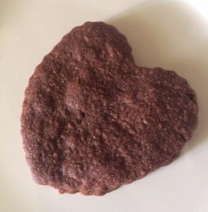 chocolate-heart-cookie