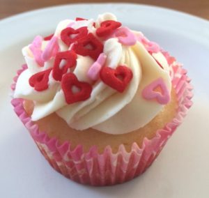 heart-month-cupcakes