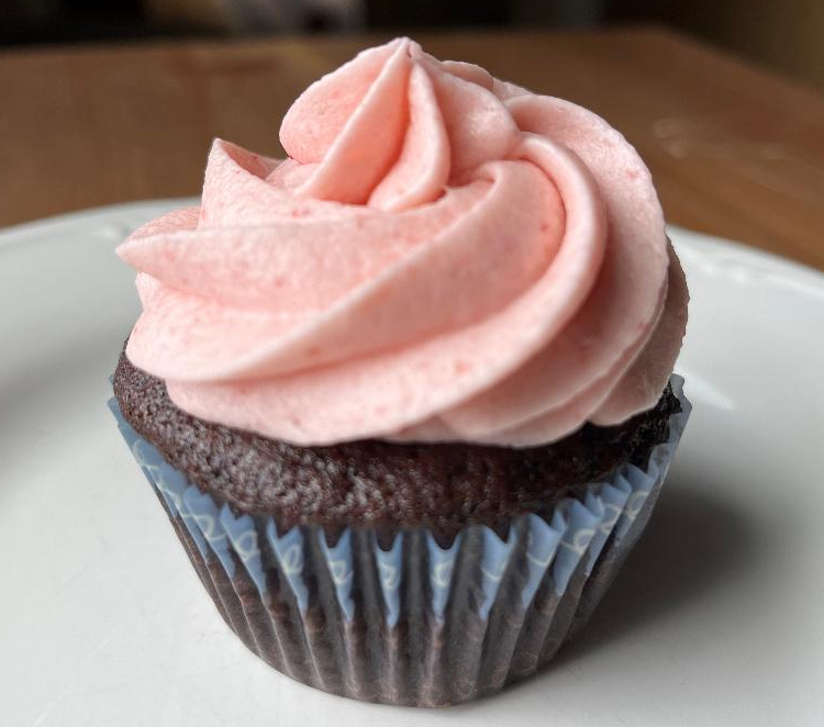 chocolatestrawberrycupcake