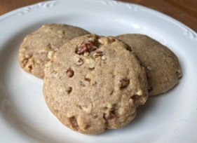 maplecinnamonpecansandies